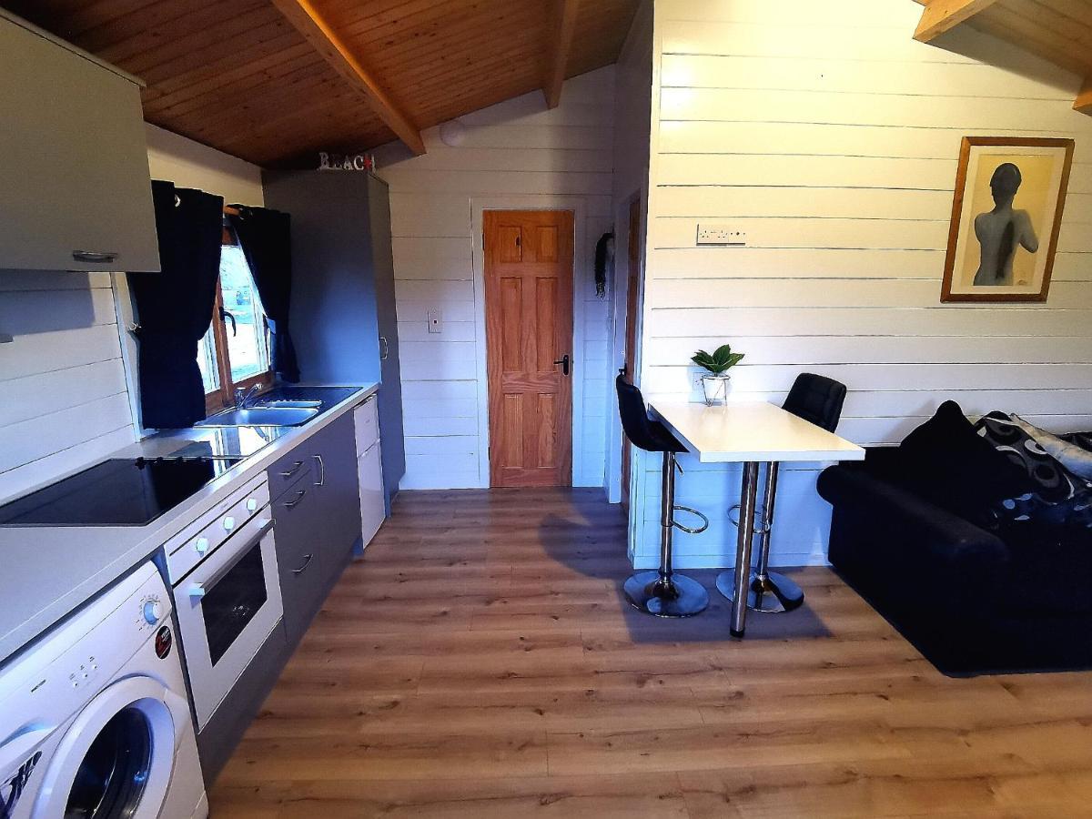 Westport Country Chalets Exteriör bild